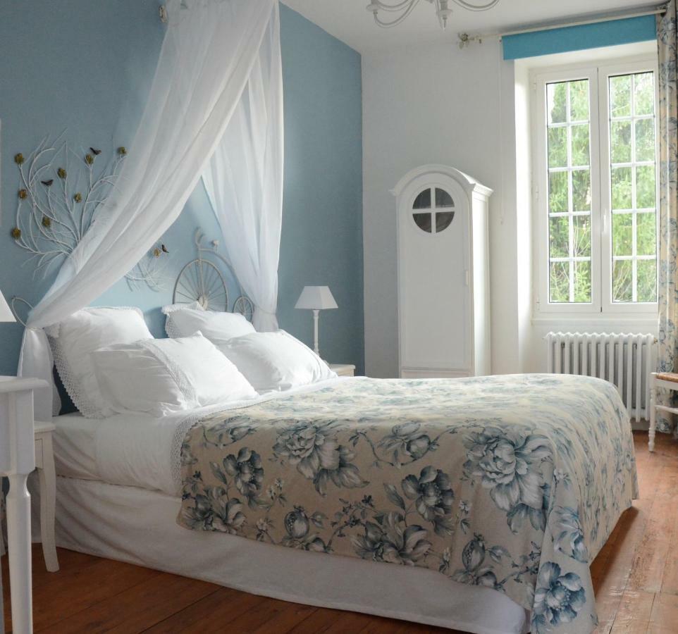 Le Manoir De Sanilhac Bed & Breakfast Notre-Dame-de-Sanilhac Exterior photo